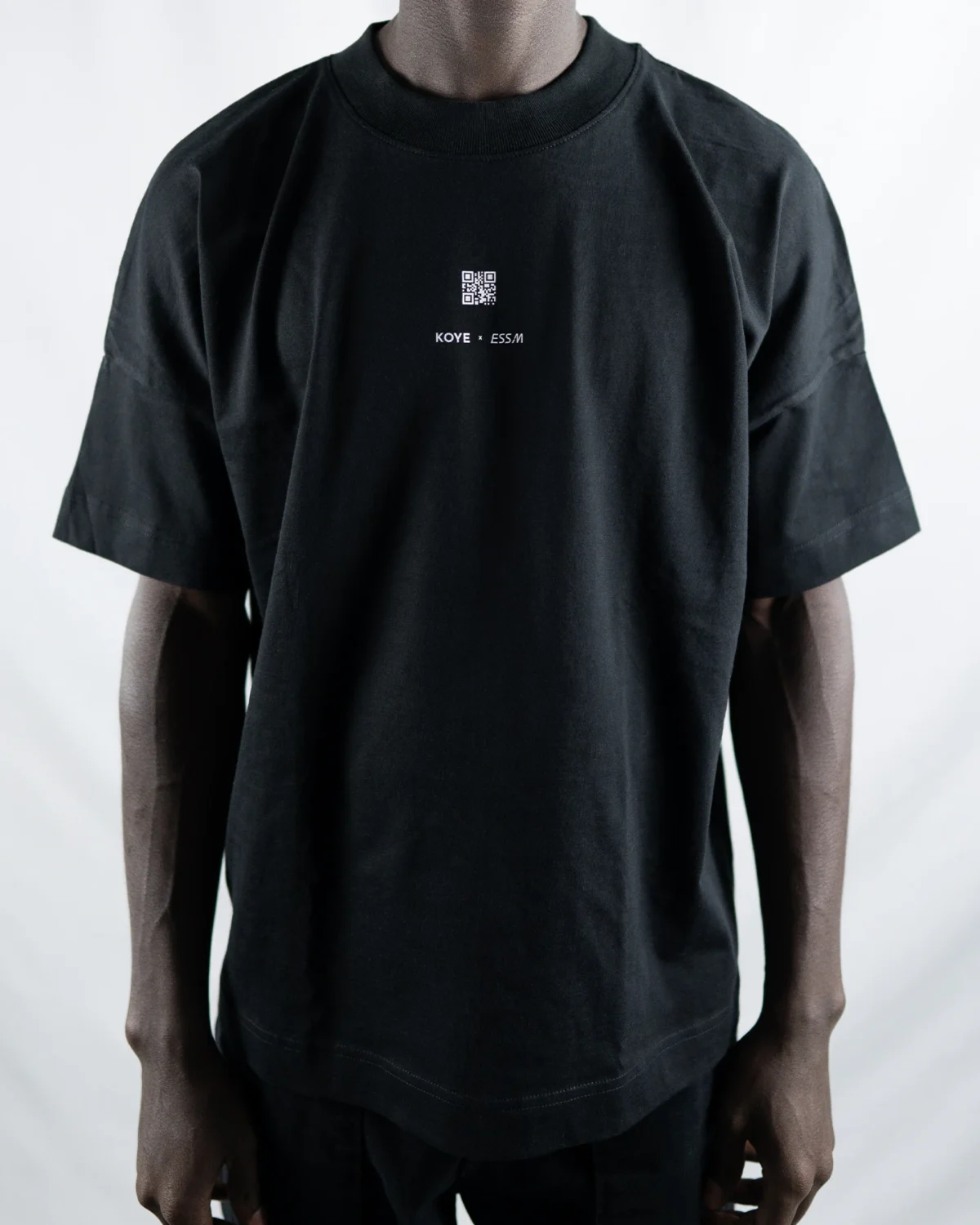 tshirt_black_synapse